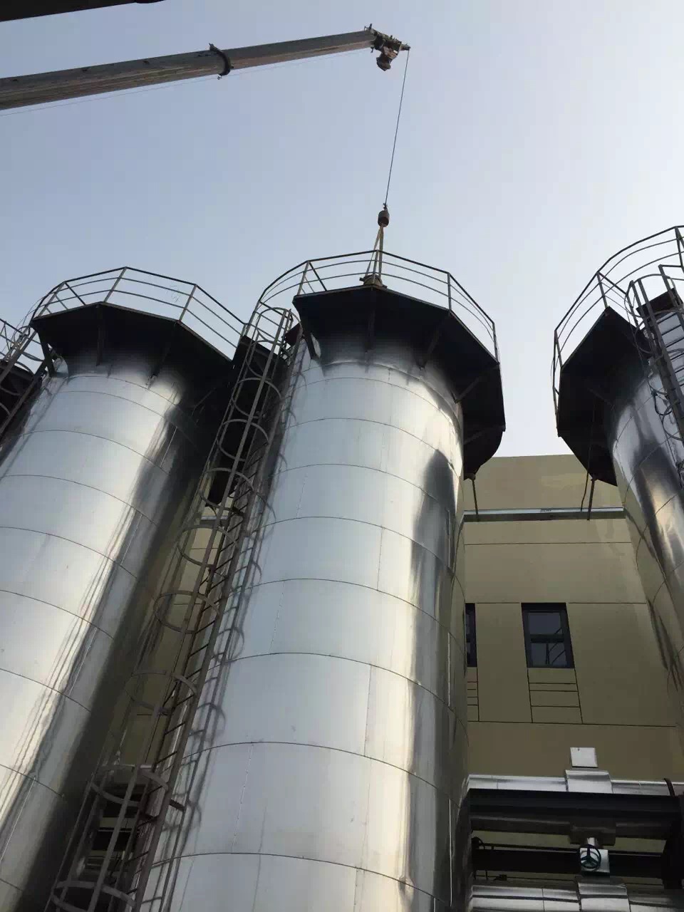 昆明化工设备压力容器在生产工艺过程中的作用